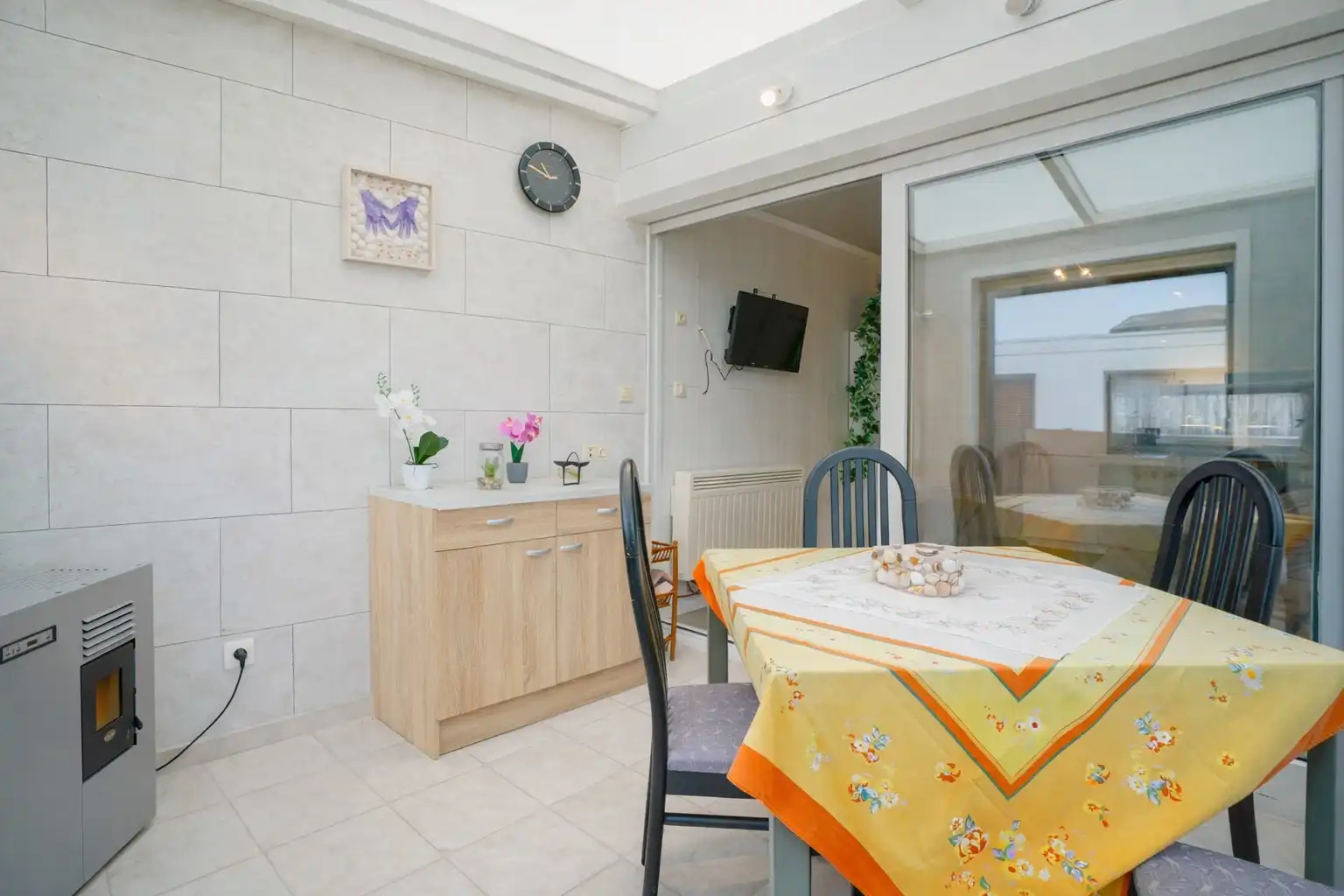 Gezellige vakantiewoning met 2 slaapkamers te Koksijde, nabij het natuurgebied de Doornpanne duinen.  foto 9