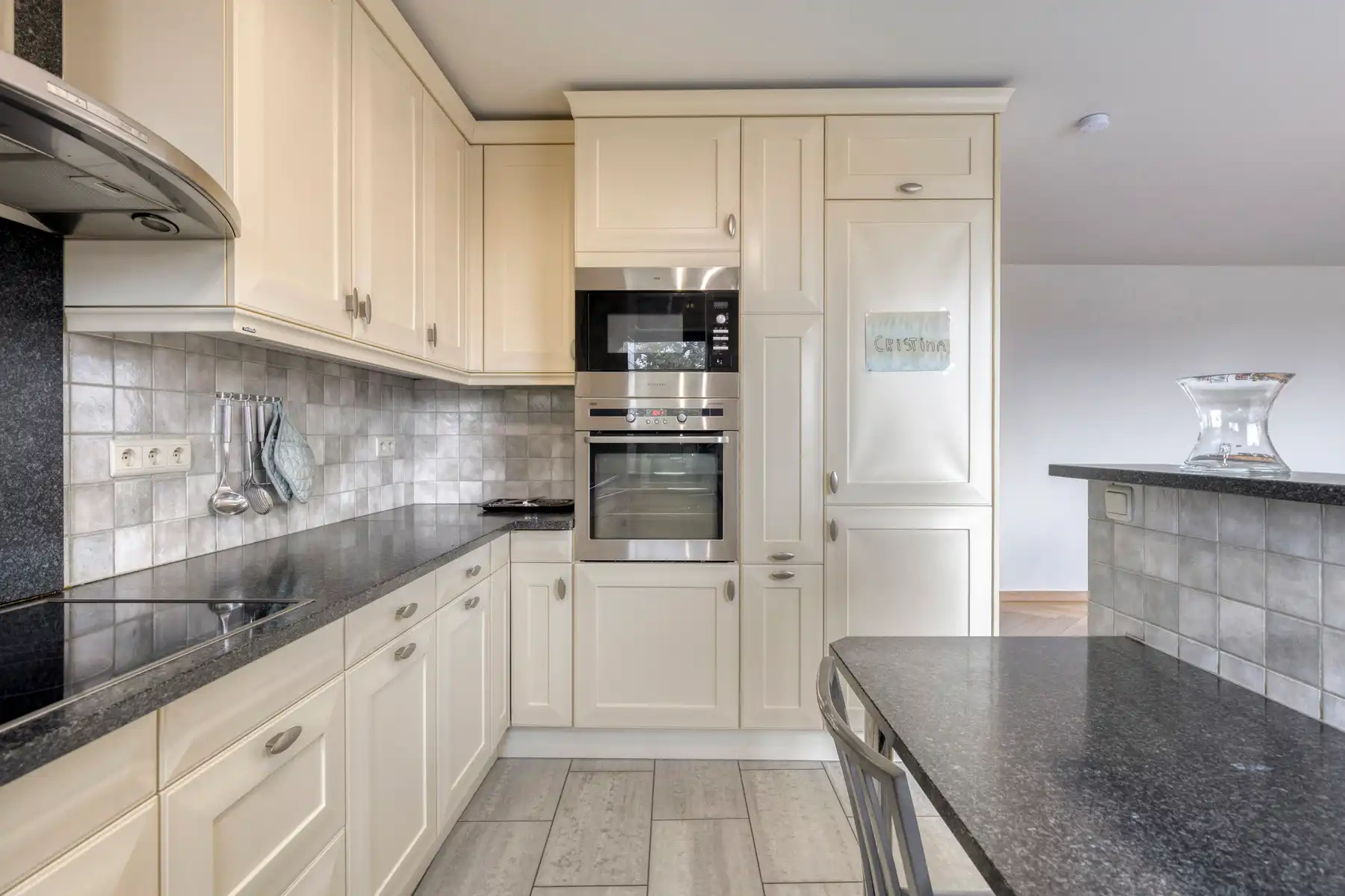 Ruim duplexappartement met 3 slaapkamers in Wommelgem. foto 9