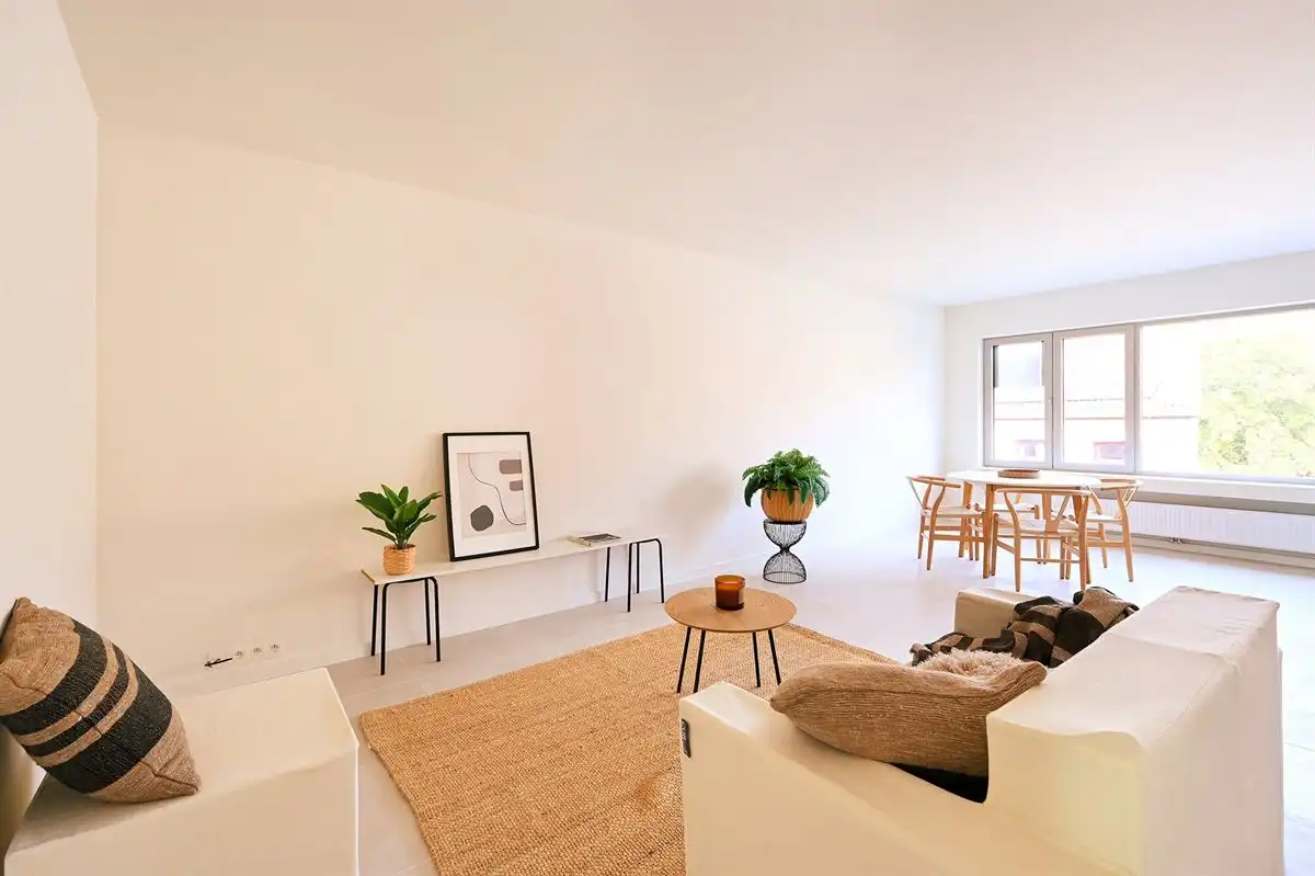 Gerenoveerd Appartement met 2 slaapkamers  foto 4