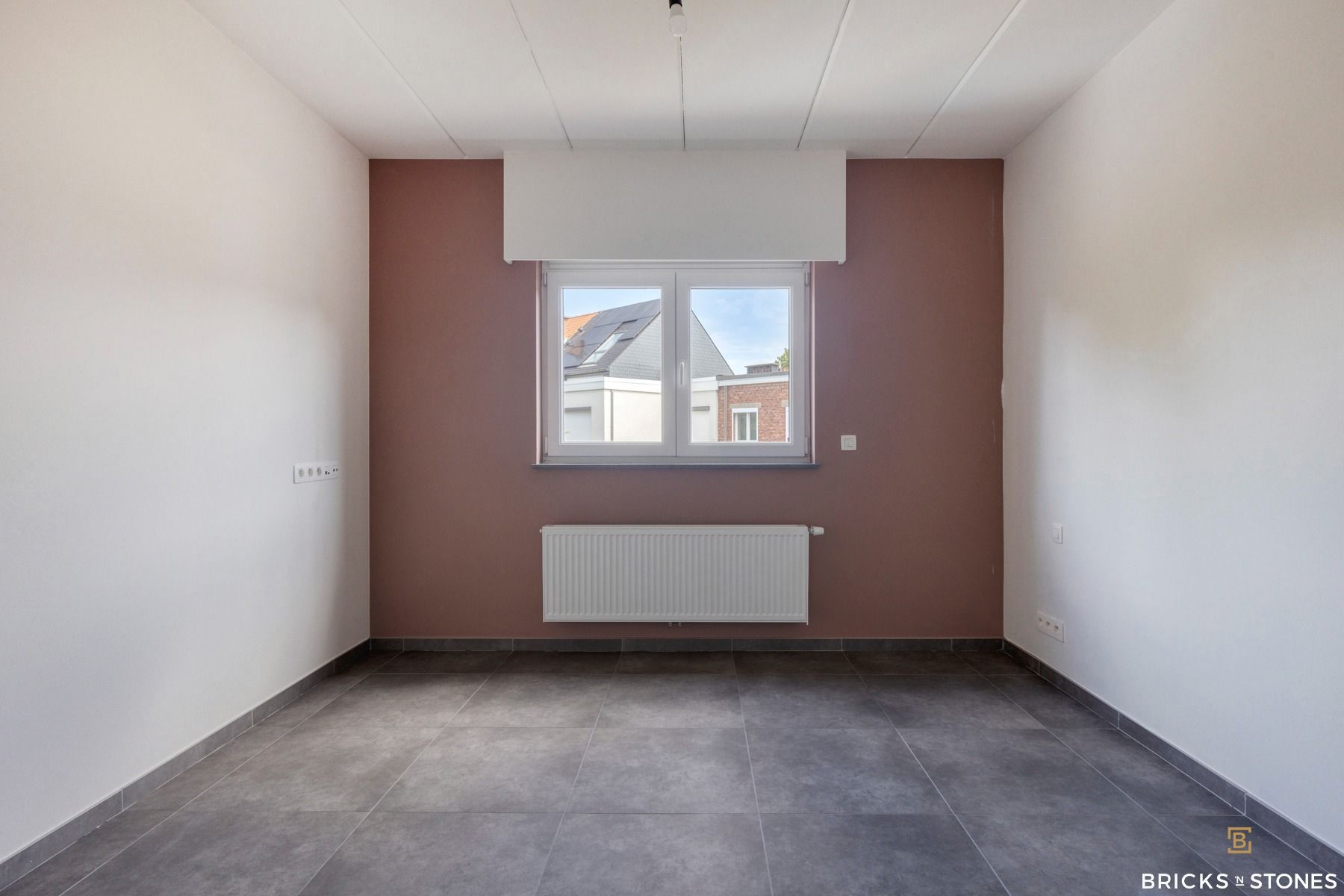 Knap en verzorgd 2-slaapkamerappartement met terras in residentiële buurt foto 10