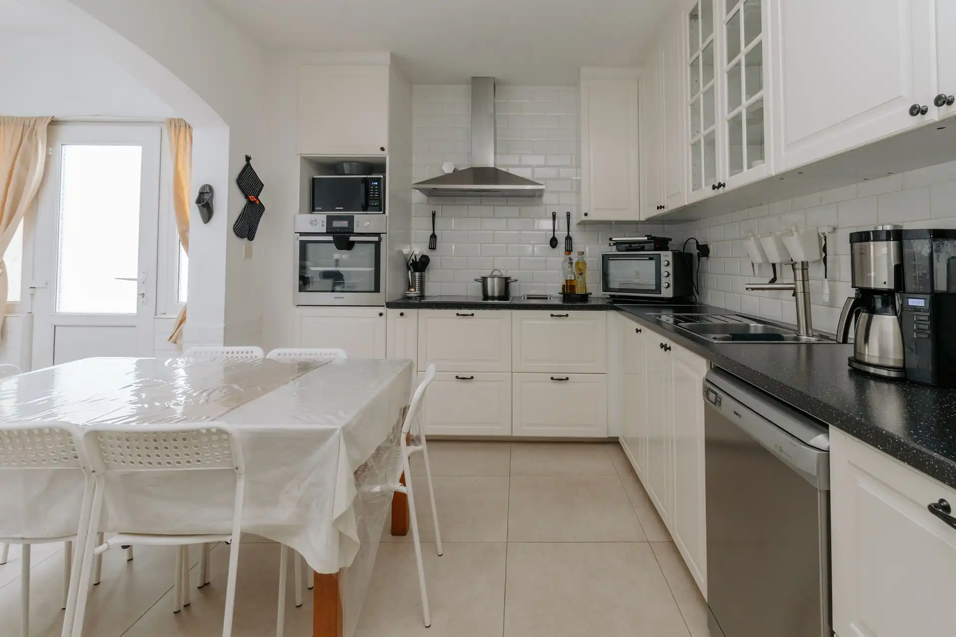 Gezinswoning met vier slaapkamers en stadstuin in Antwerpen foto 6