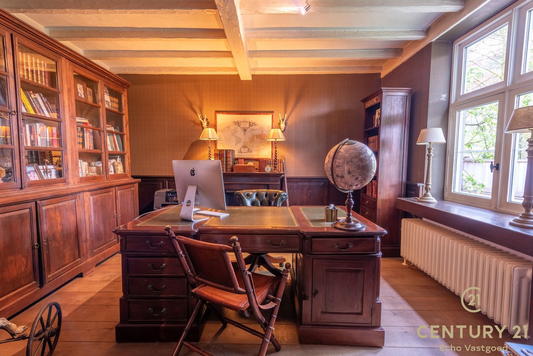  Luxueuze villa met boomhut op fraai hoekperceel van 2087m² foto 6