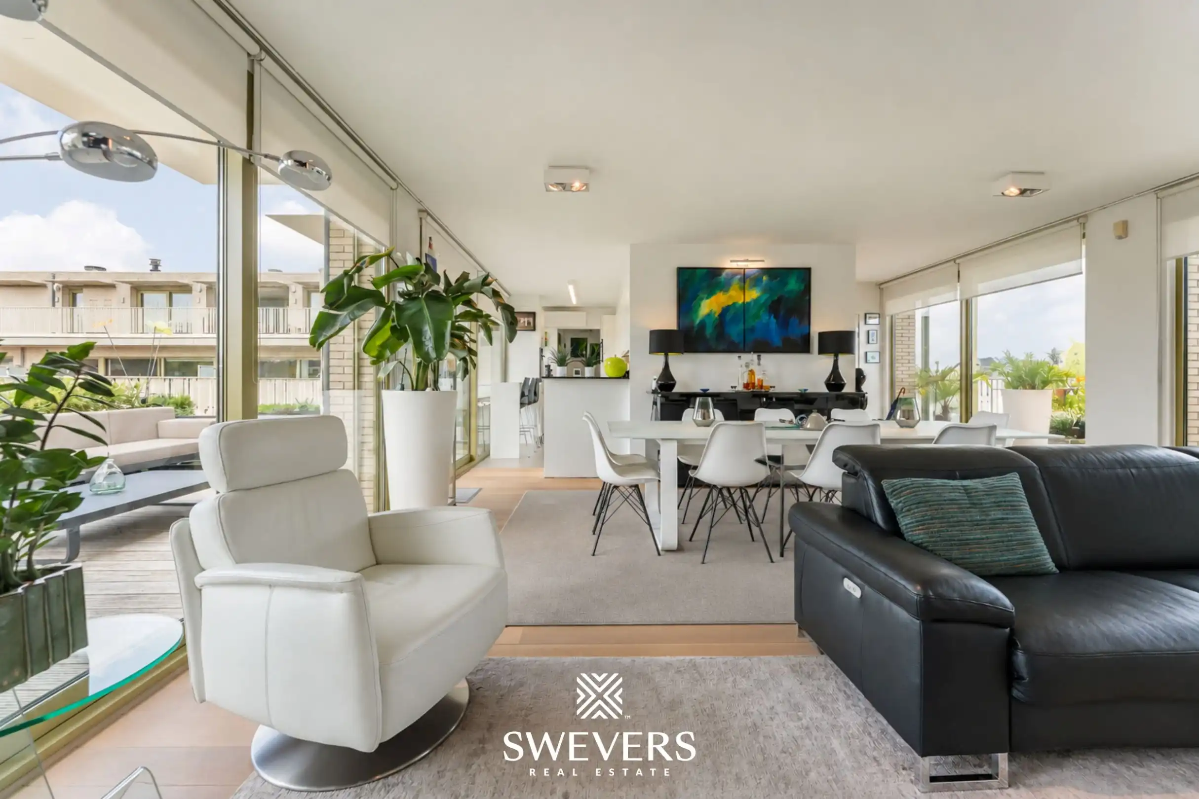 Ruim penthouse van 122 m² met uitzonderlijk ruime terrassen in Hasselt foto 3
