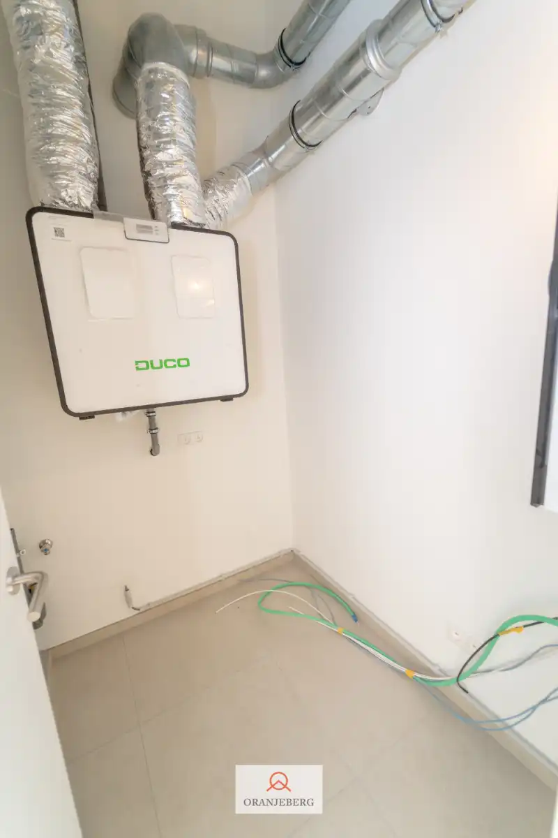 Nieuwbouw penthouse met terras foto 28