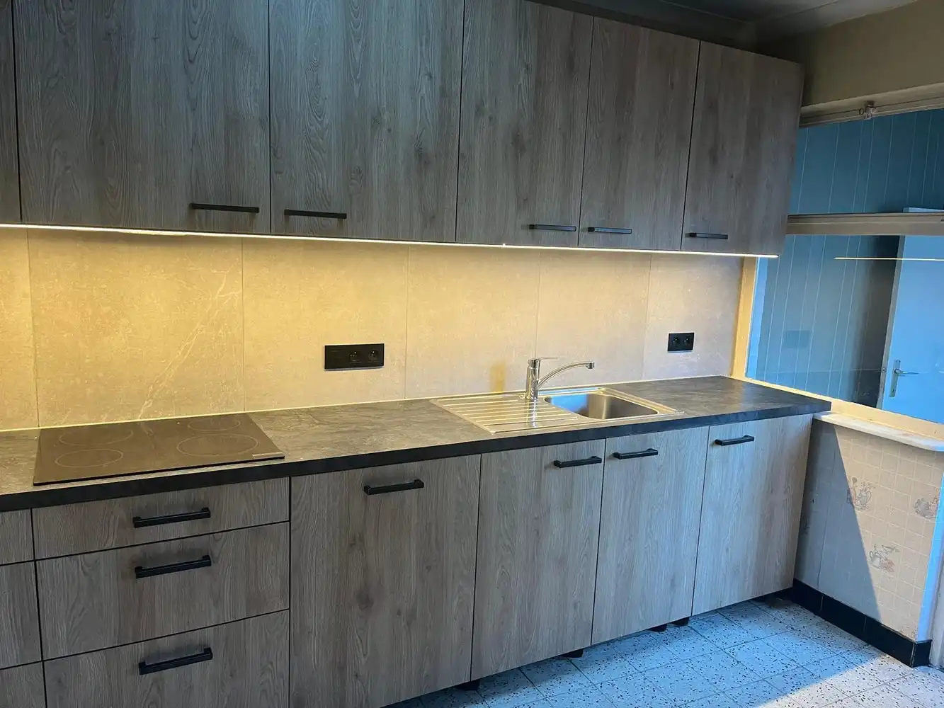 Ruime te renoveren woning foto 8