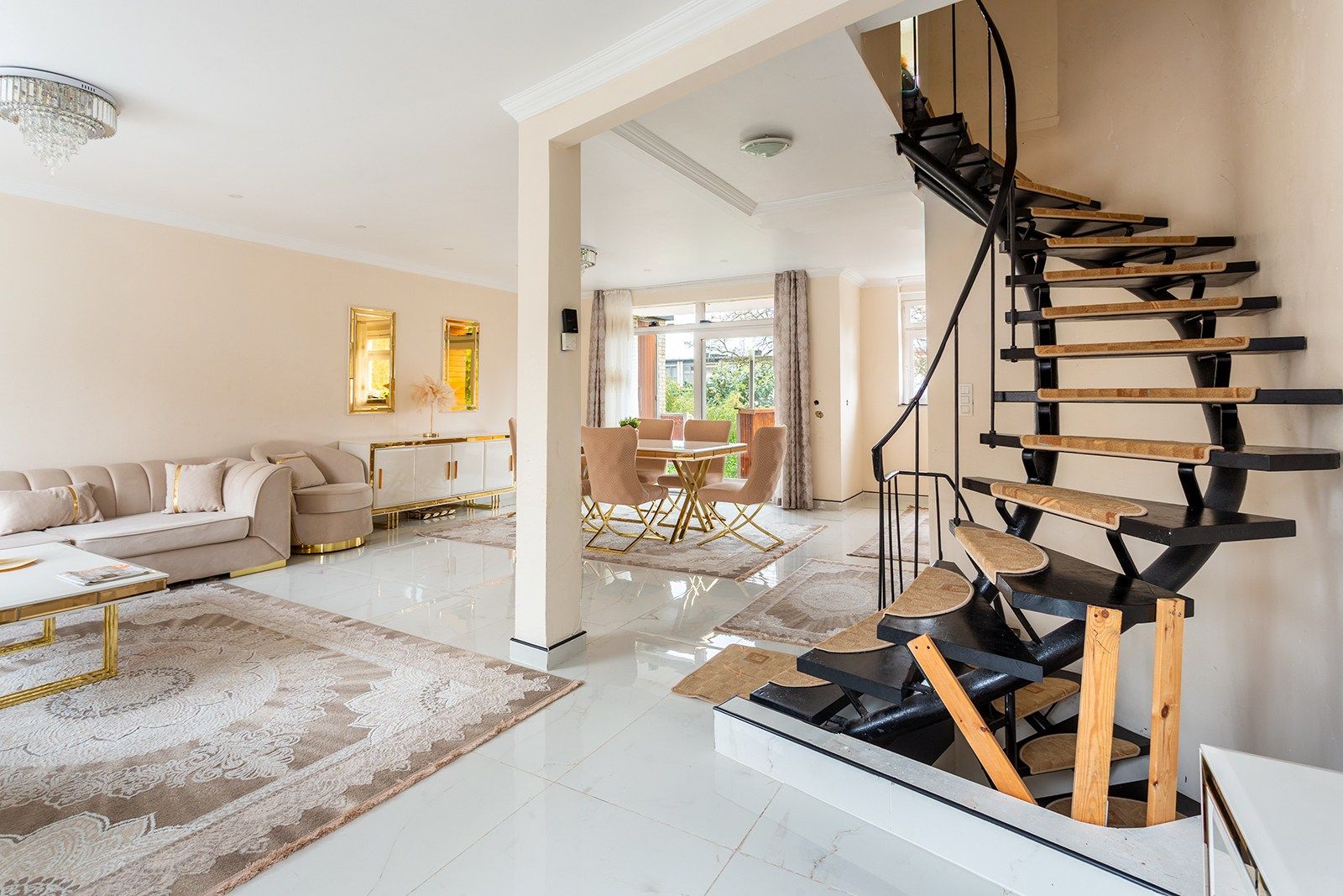 Woning in een autoluwe en kindvriendelijke woonwijk foto 9