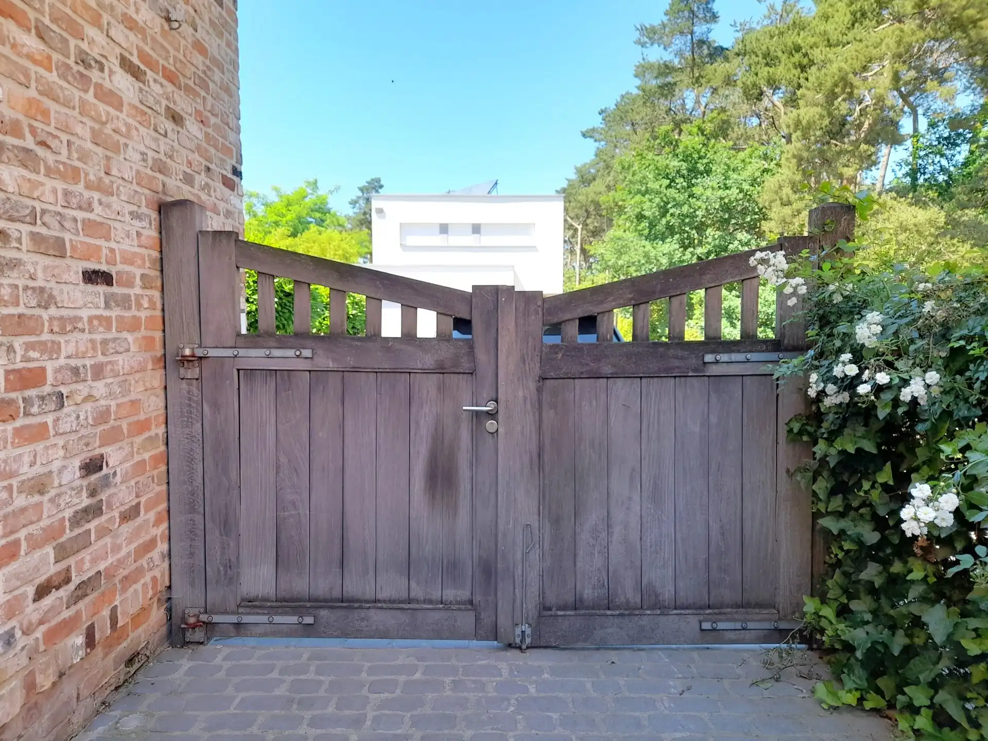 Ruime woning met min. 4 slaapkamers op toplocatie  foto 3
