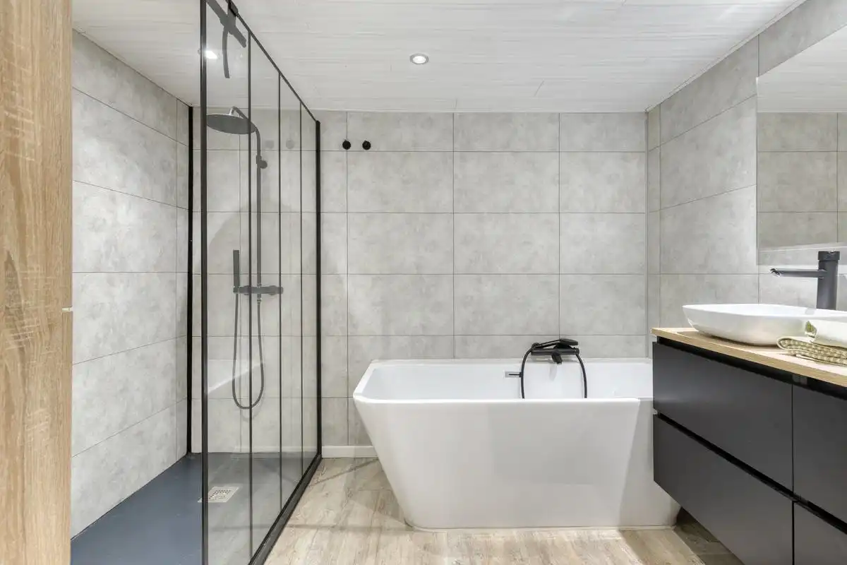 Instapklaar huis met 4 slaapkamers te koop in Anzegem foto 6