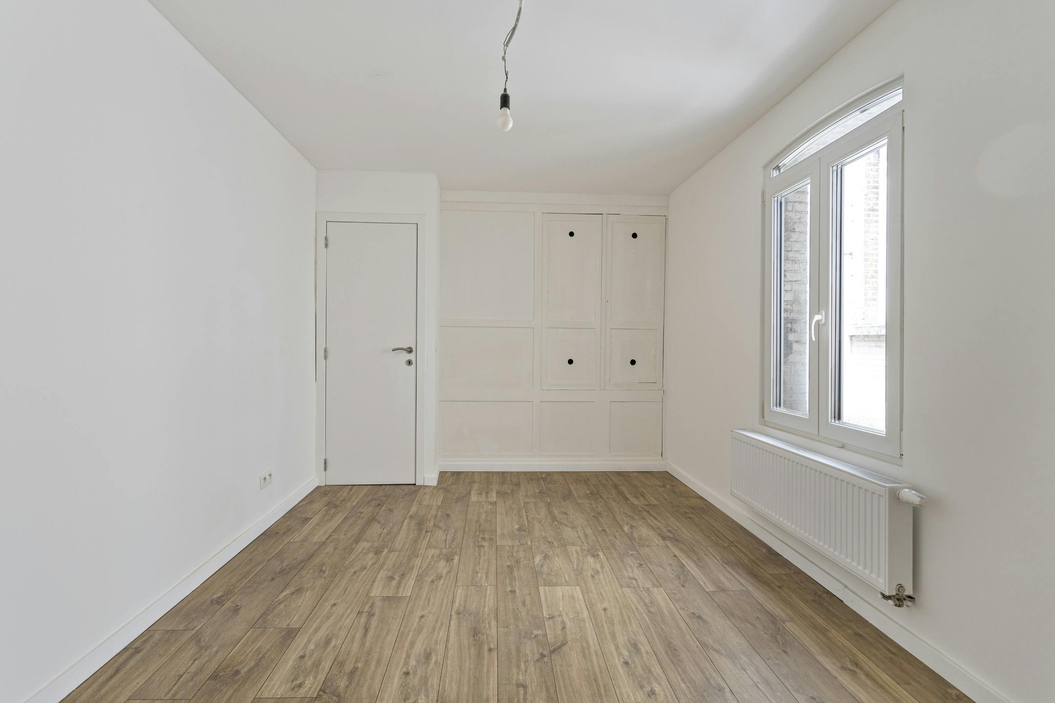 Triplex appartement te koop aan de Waalsekaai te Antwerpen foto 10
