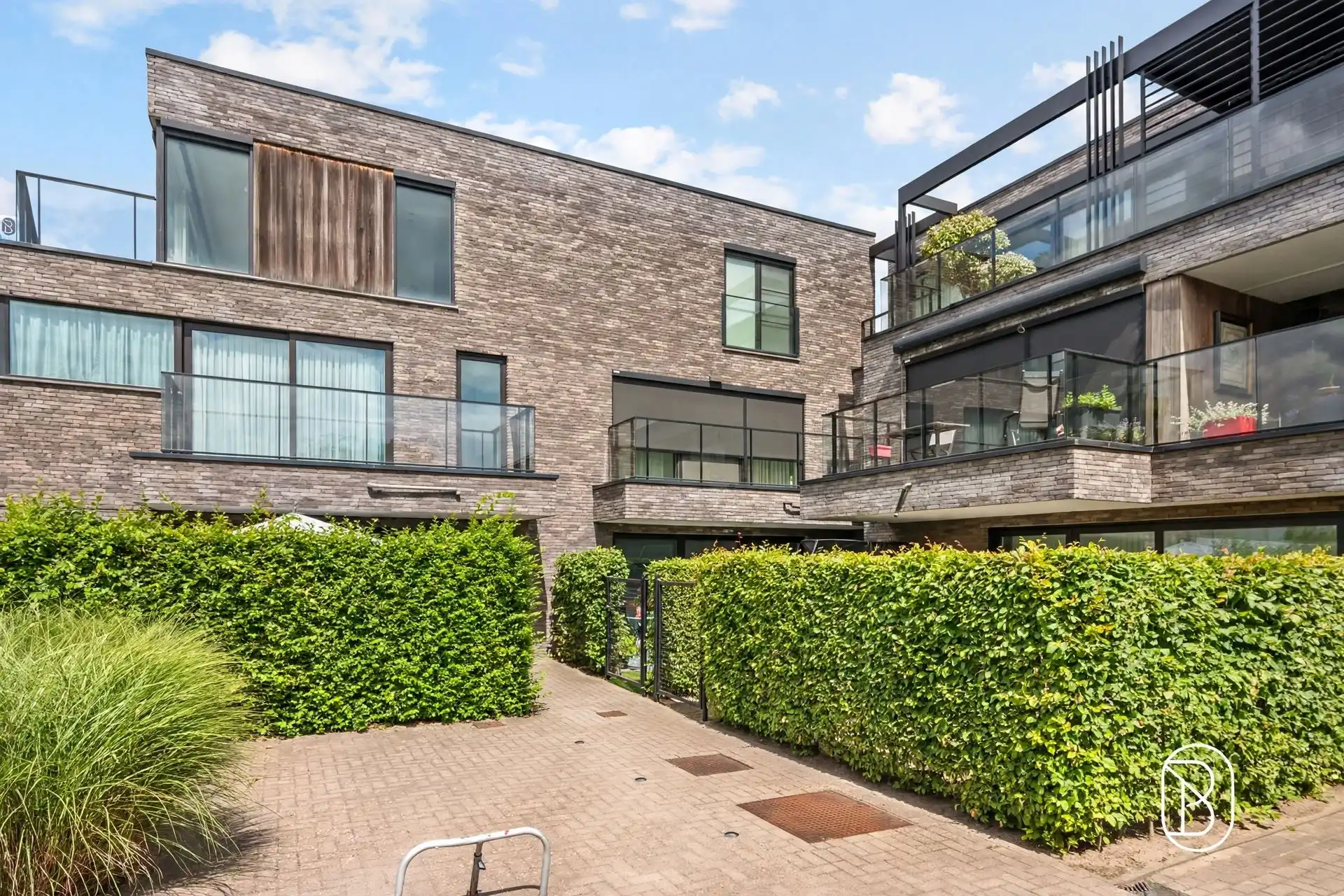 Toffe penthouse met aangenaam terras in Waregem foto 4