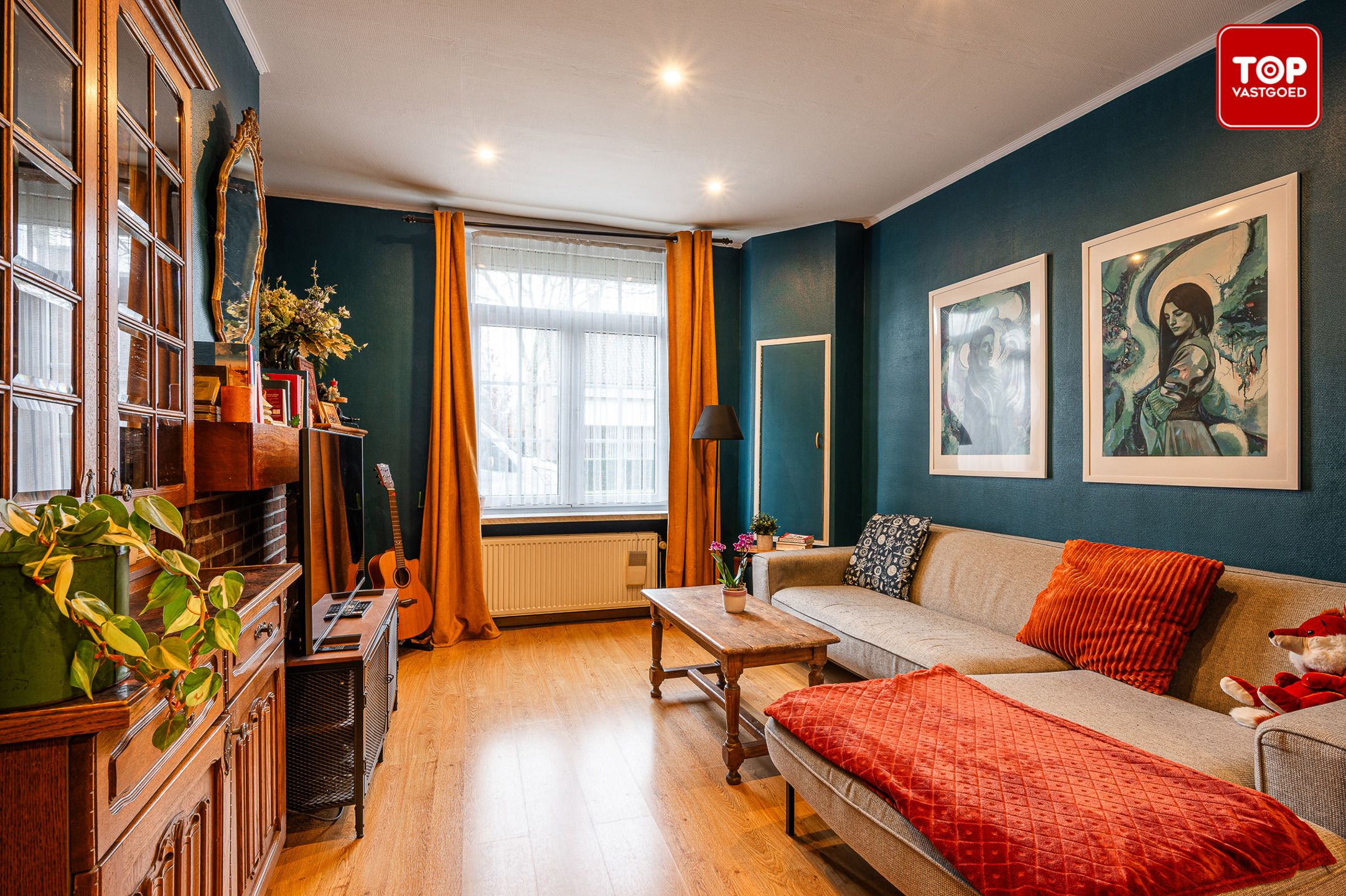 Charmante woning nabij het centrum van Drongen foto 2