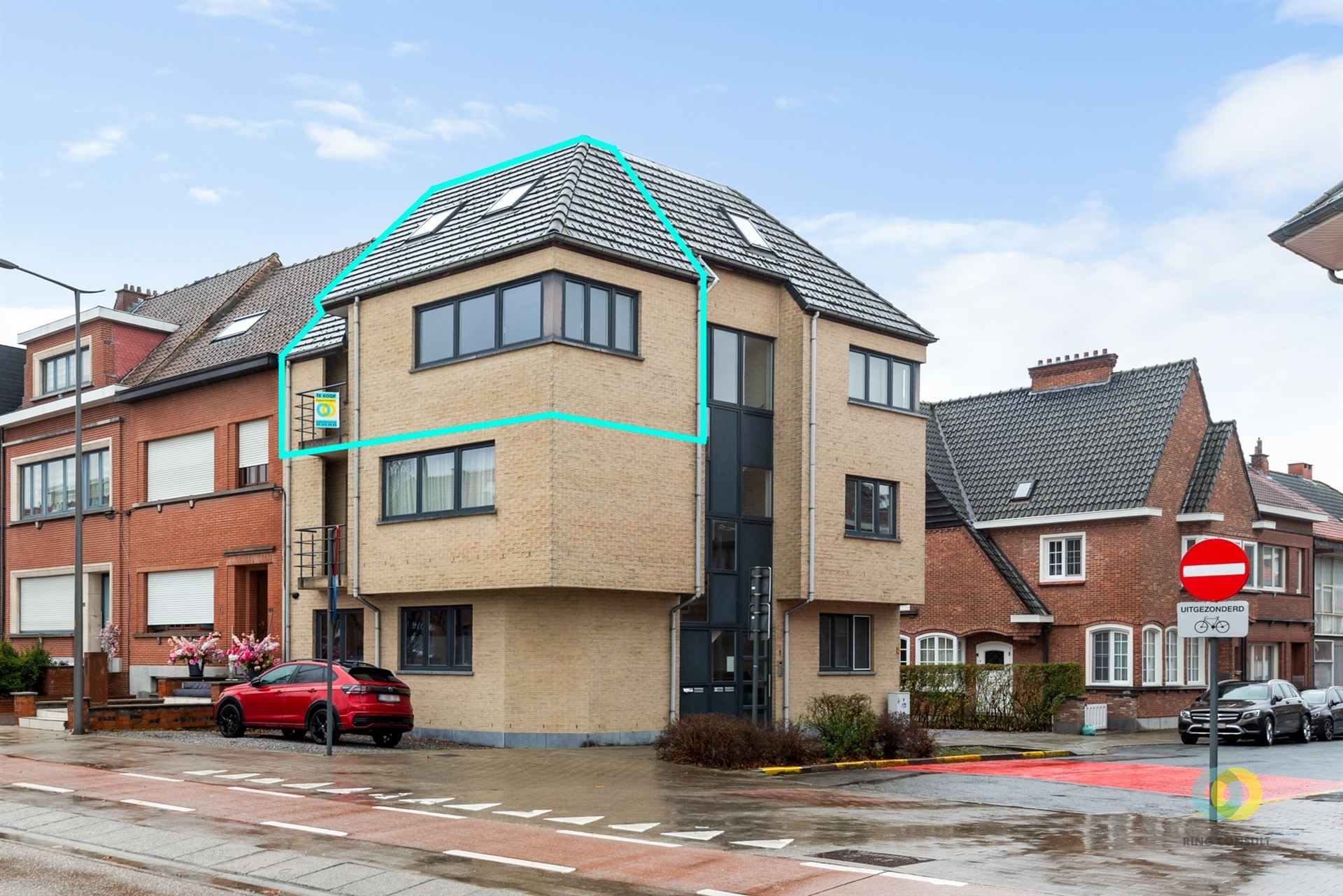 Duplexappartement met terras en parking – EPC B foto {{pictureIndex}}