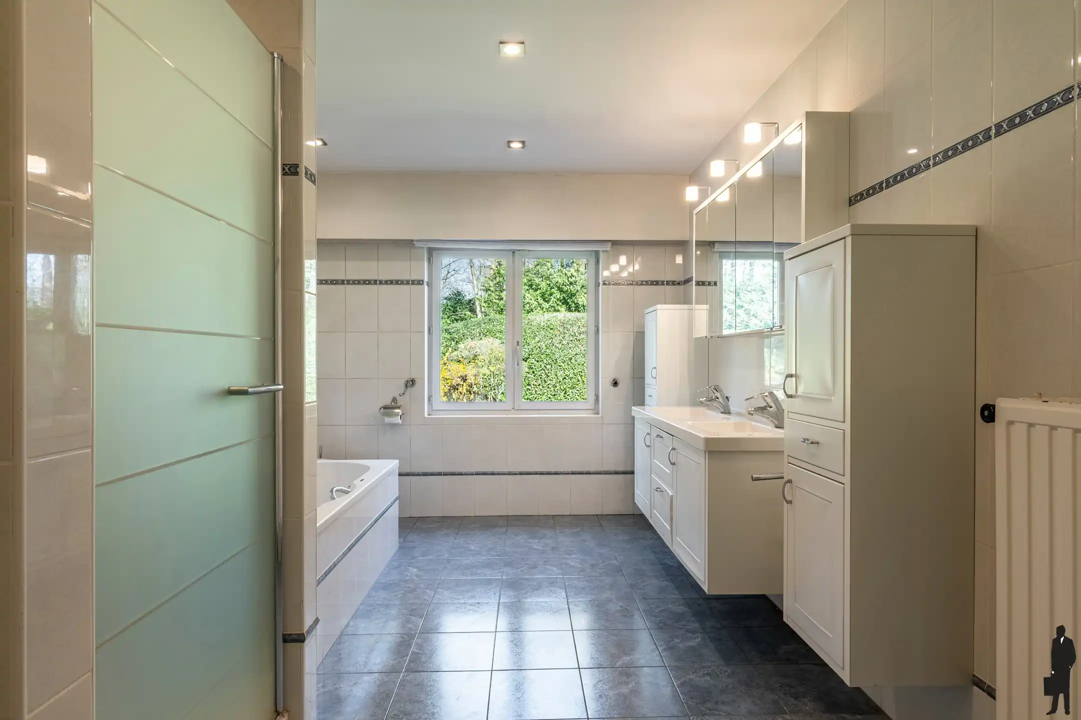 Gelijkvloerse woning met renovatiepotentieel op ca. 1.720 m² foto 14