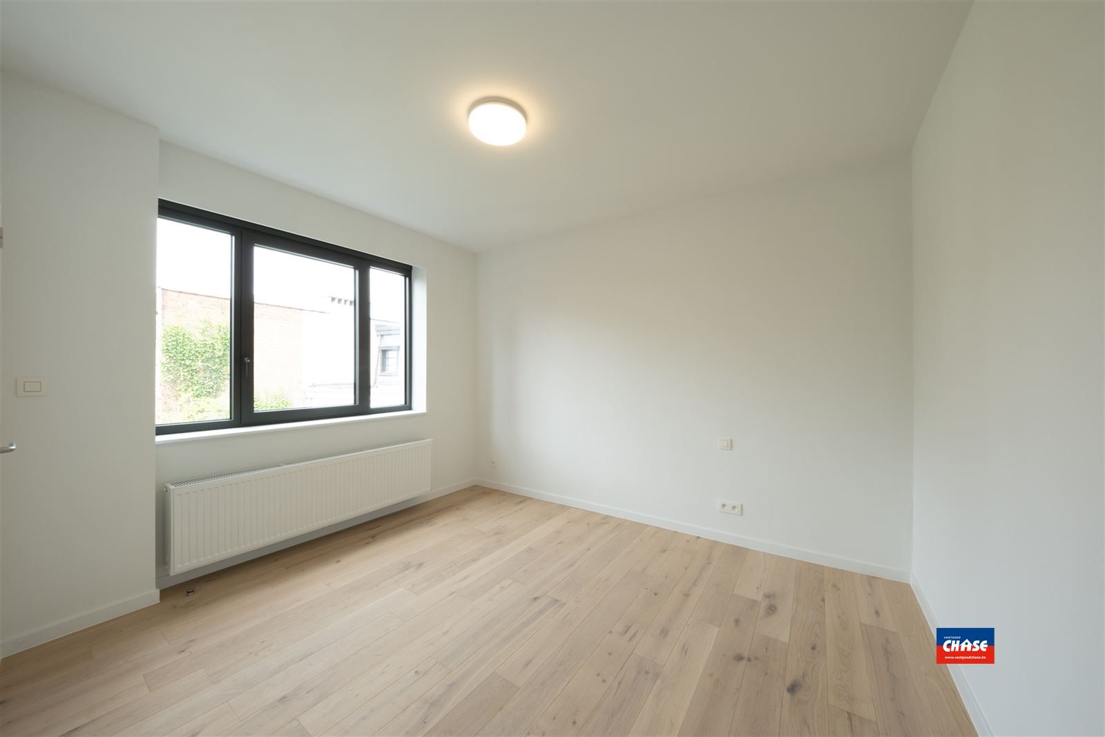 Gerenoveerd appartement met één slaapkamer foto 11