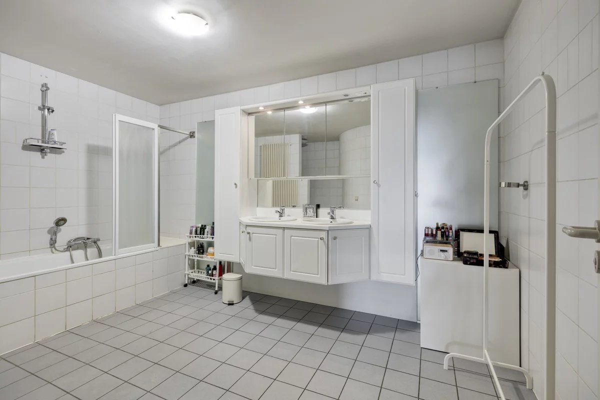 RUIM DUPLEXAPPARTEMENT VAN 144 M² MET 3 SLPK'S IN HASSELT foto 21