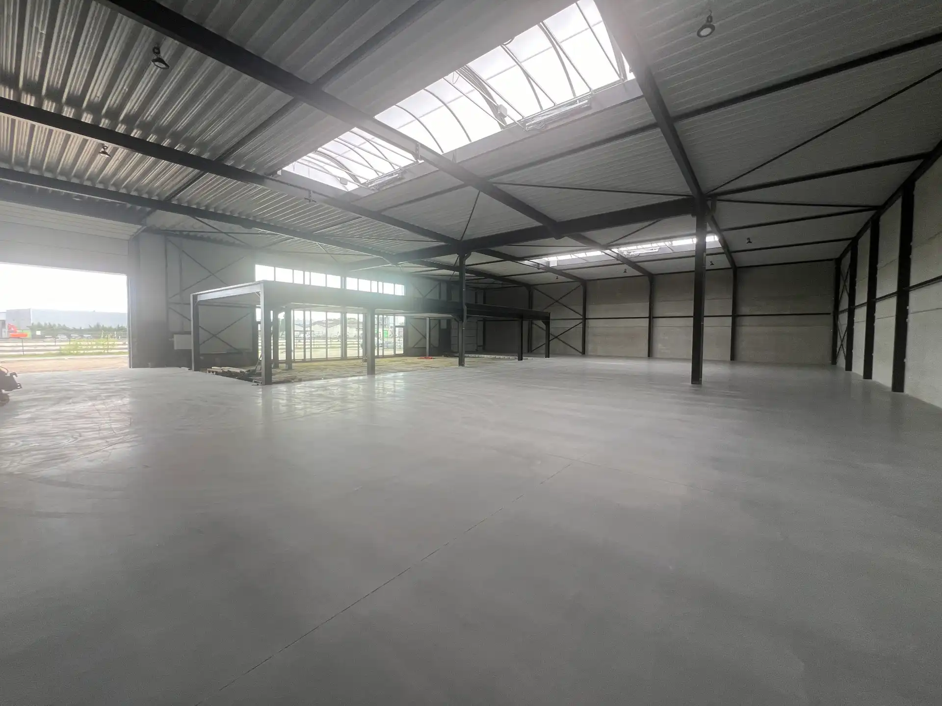 NIEUWBOUW BEDRIJFSHAL VAN 600M² VLAKBIJ DE E314 foto 8