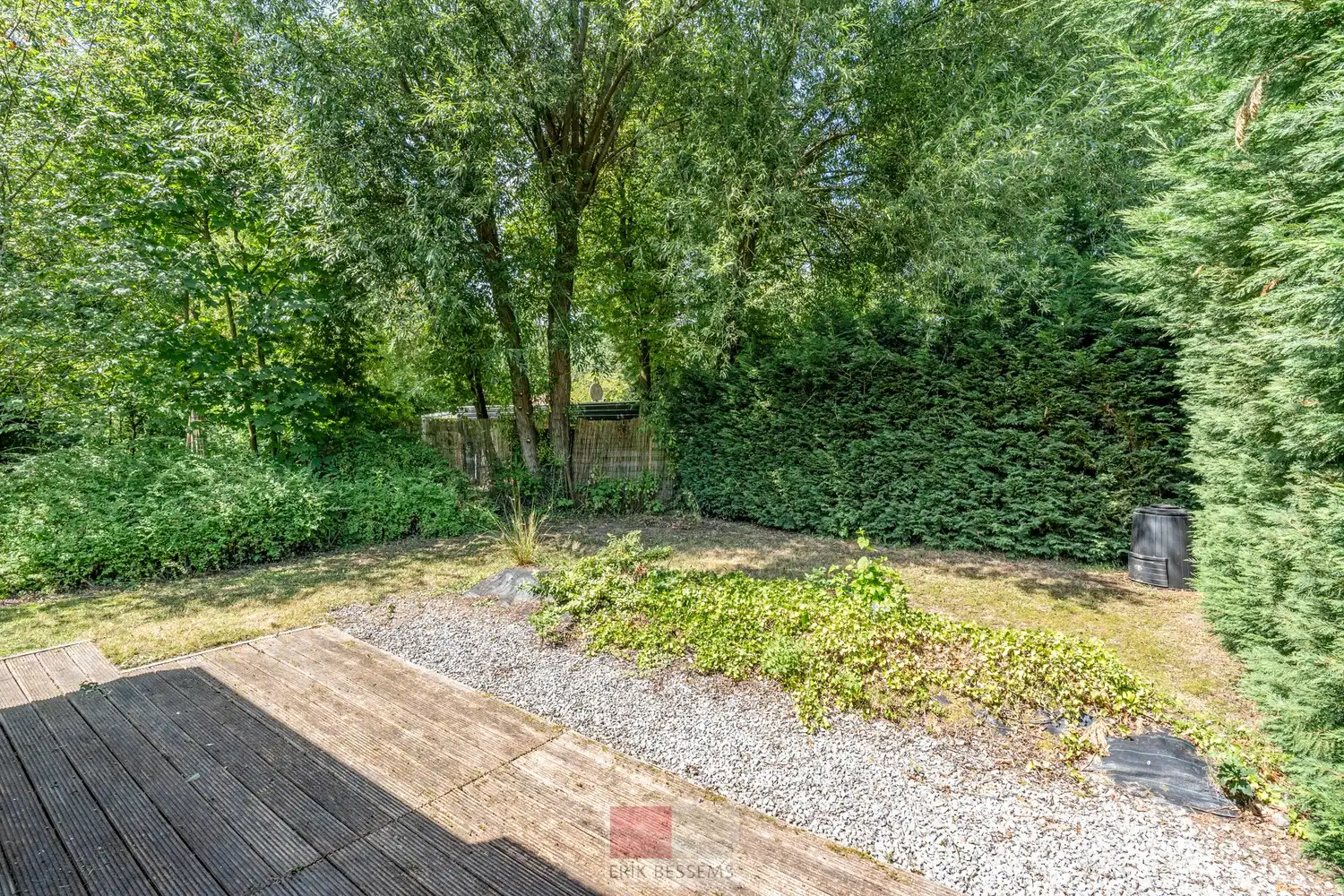 Recent gemoderniseerde bungalow, gelegen op het vakantiepark Sunclass Sonnevijver. foto 20