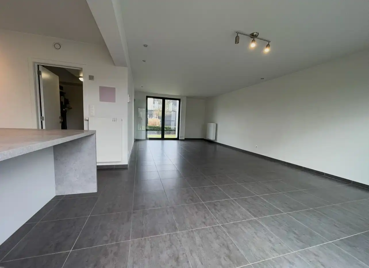 Recente gezinswoning vlakbij het centrum van Genk foto 2