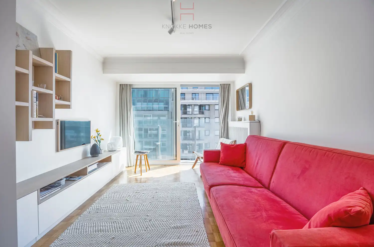 Instapklare studio met zijdelings zeezicht in Duinbergen foto 2