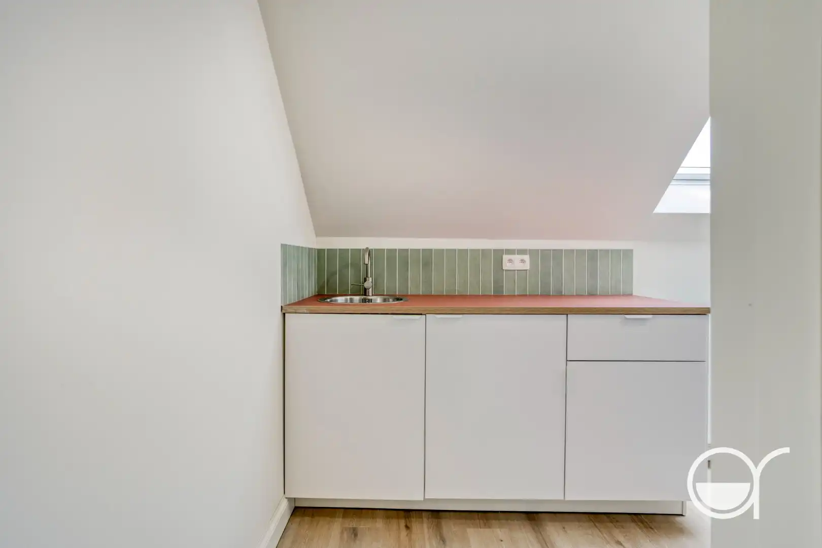 Volledig gerenoveerde studentenwoning op toplocatie in Gent. foto 17