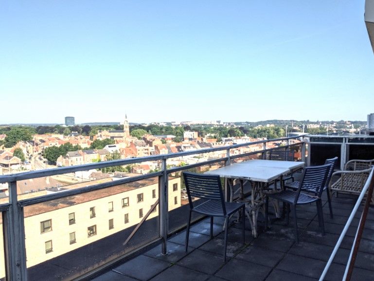 Dakappartement centrum Leuven, met ruim terras en prachtig uitzicht. foto 4