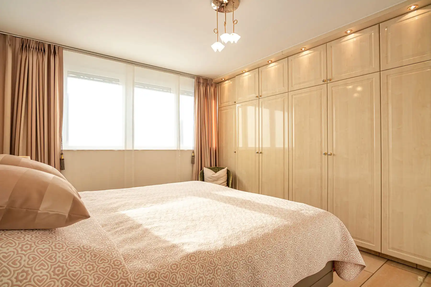 Lichtrijke penthouse met uitzonderlijk uitzicht en 2 garages foto 22