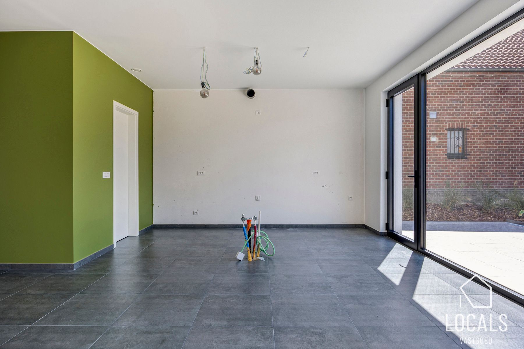 Prachtige nieuwbouwwoning op 642m² met zuidgerichte tuin foto 11