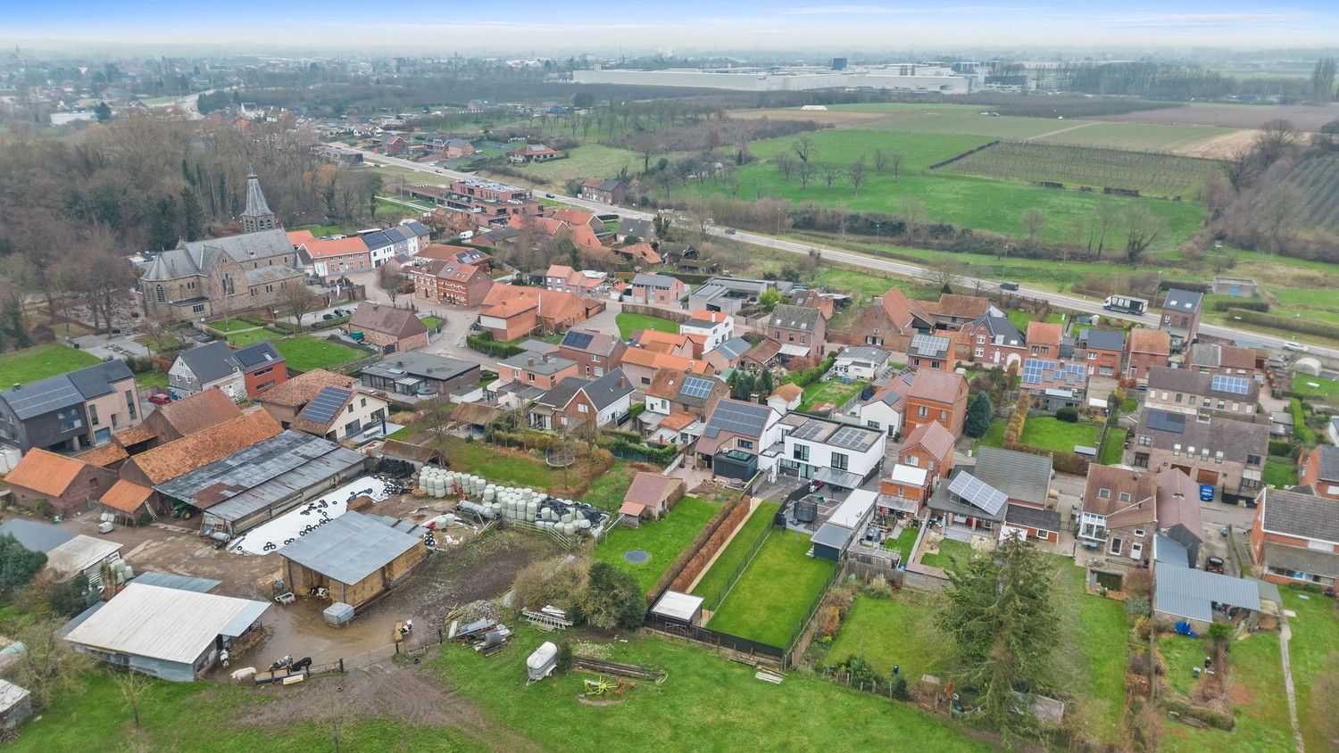 Ruime, rustig gelegen woning met 2 slaapkamers, garage en tuin foto 29