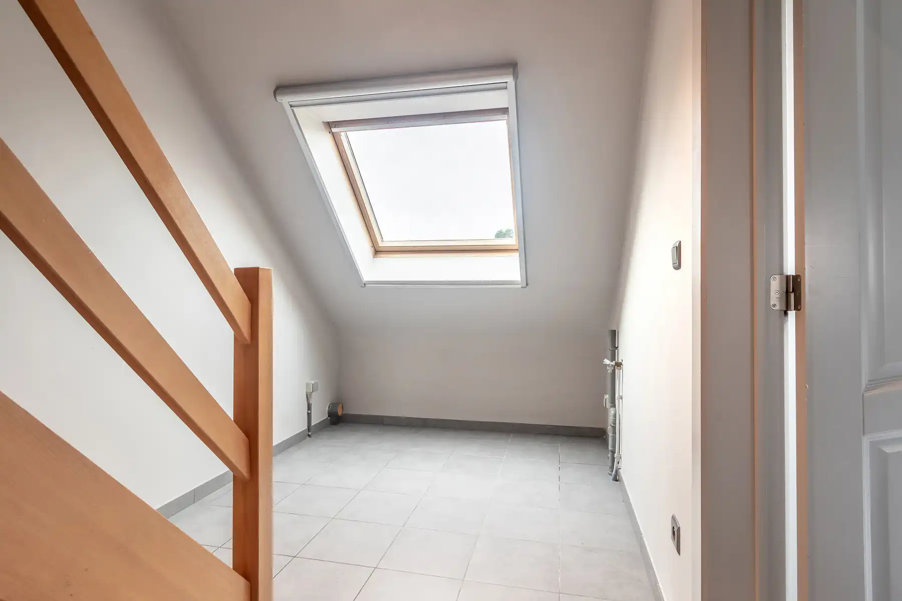 Ruim, triplex appartement met 1 slaapkamer vlakbij centrum foto 19