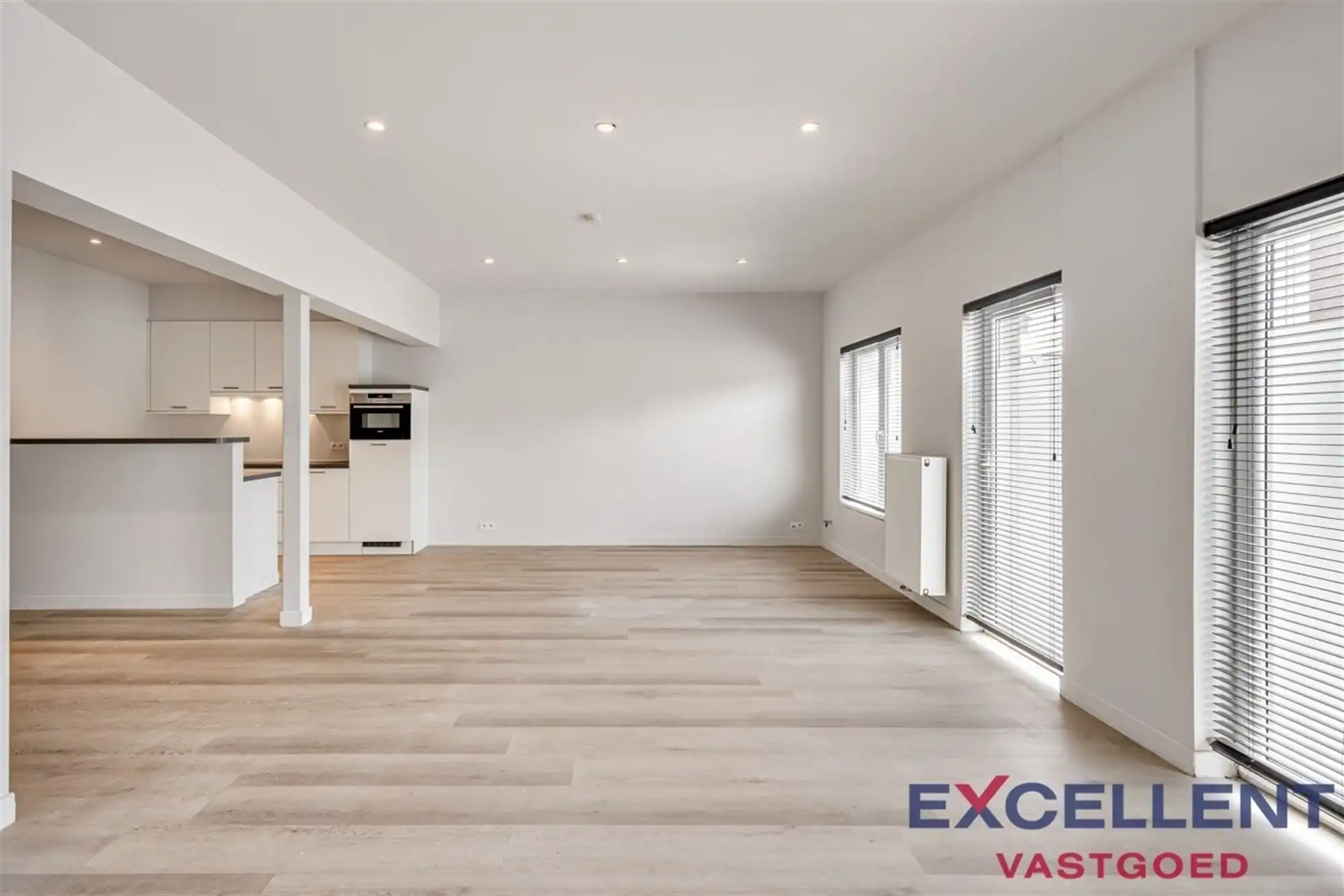 Opbrengsteigendom met 2 verhuurbare appartementen foto 2