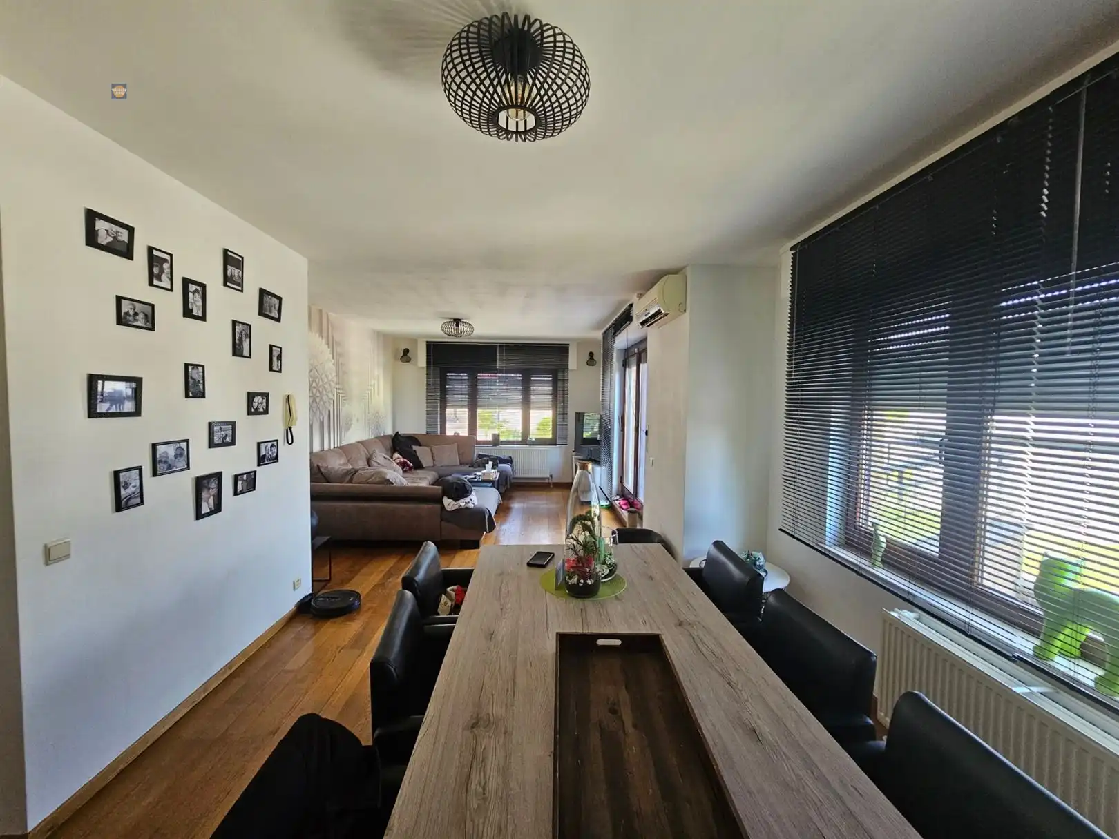 Ruim duplexappartement met garage foto 4