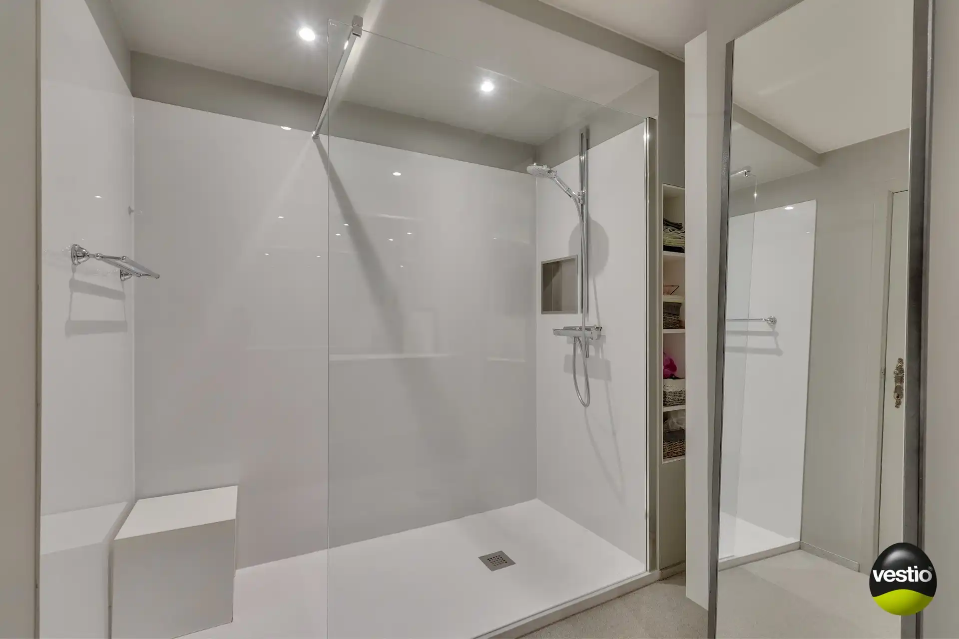 RUSTIG GELEGEN, GELIJKVLOERSE WONING VLAKBIJ CENTRUM OPGLABBEEK foto 27