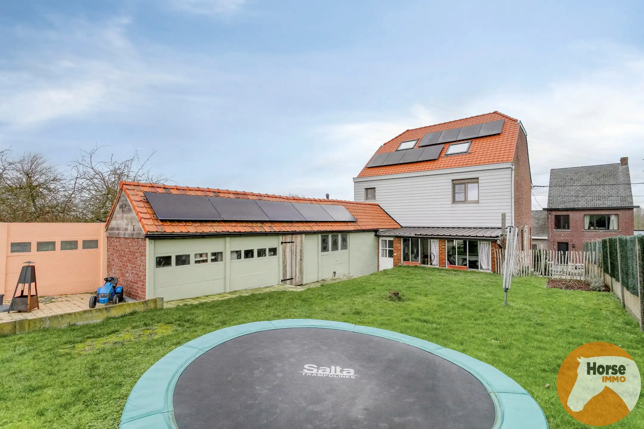 ZWALM - Ruime woning met 2 stallen en paddock foto 2