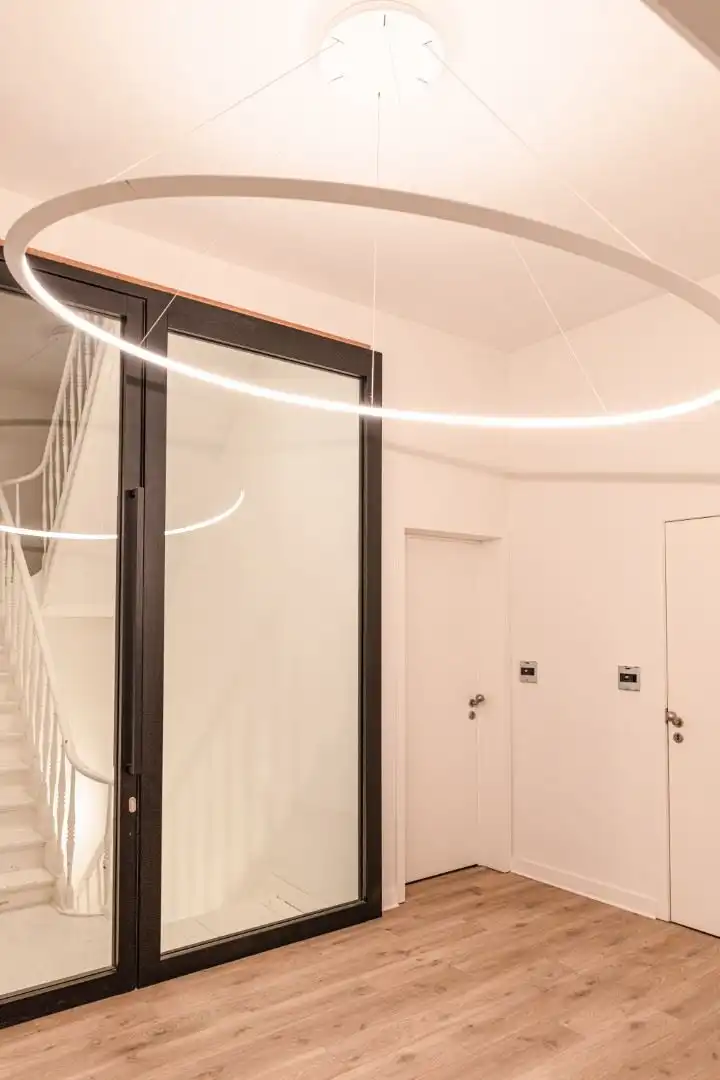 HIPPE INSTAPKLARE KANTOREN IN GERENOVEERDE HERENWONING foto 21