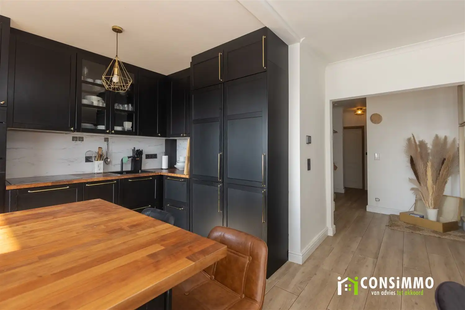 Ruim gerenoveerd appartement op de 19de verdieping met een adembenemend uitzicht over Genk foto 10