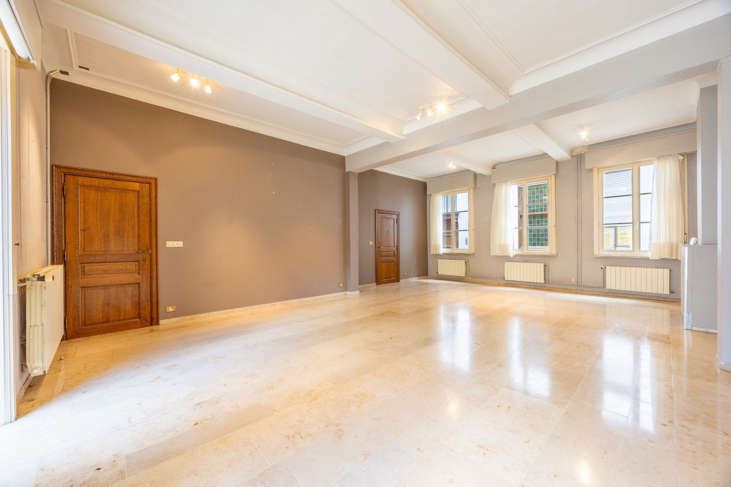 UITZONDERLIJKE WONING OP CENTRALE LIGGING foto 3