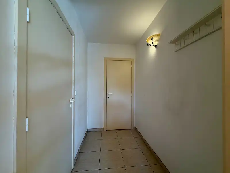 Energiezuinig instapklaar duplex-appartement met privatieve autostaanplaats foto 2