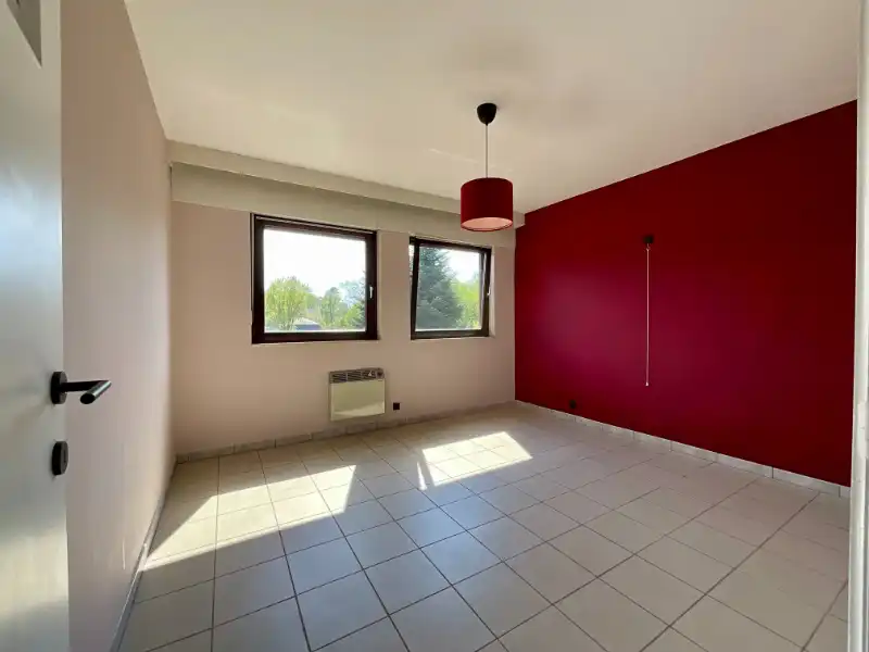 Ruim appartement met 2 slaapkamers en autostaanplaats foto 8