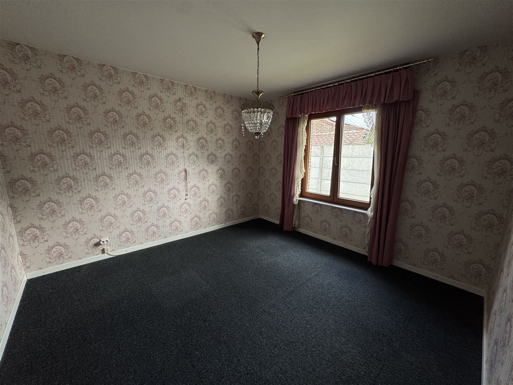 GOED ONDERHOUDEN GELIJKVLOERSE WONING MET 2 SLAAPKAMERS EN LEUKE VERANDA TE HAM foto 12
