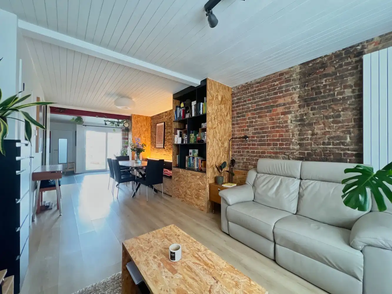 Instapklare, energiezuinige woning met tuin + garage! foto 3