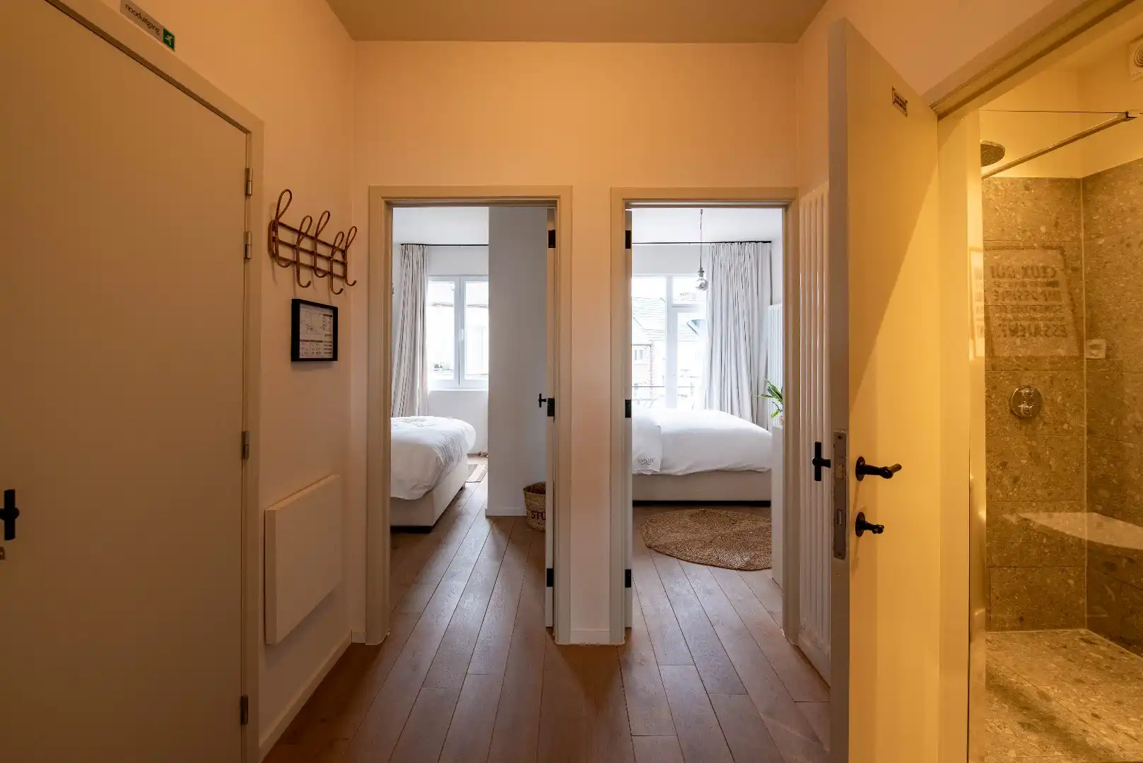 Stijlvol bemeubeld 2 slk appartement op het Zuid foto 8