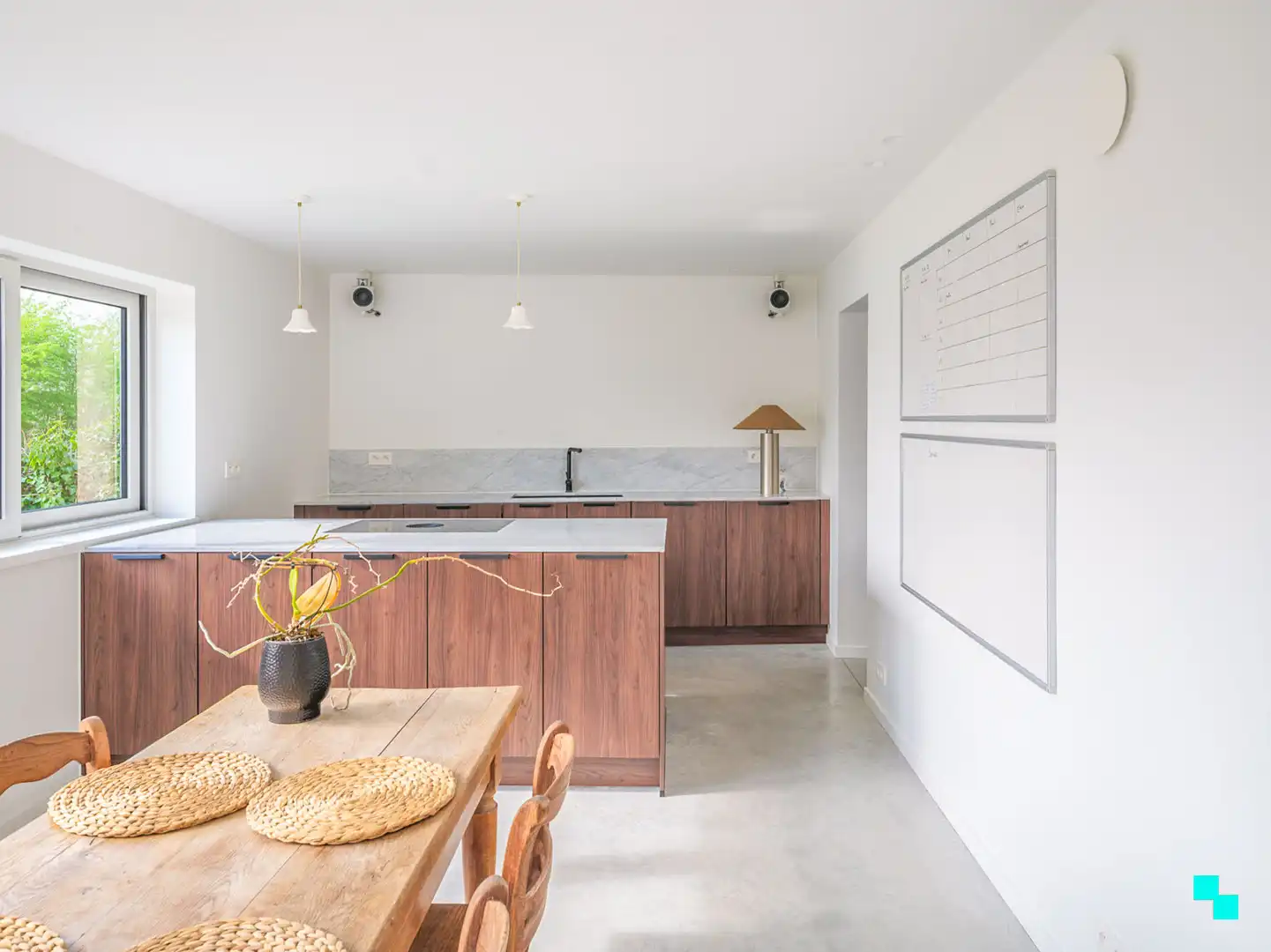 Recent gerenoveerde woning in Valleigebied foto 15