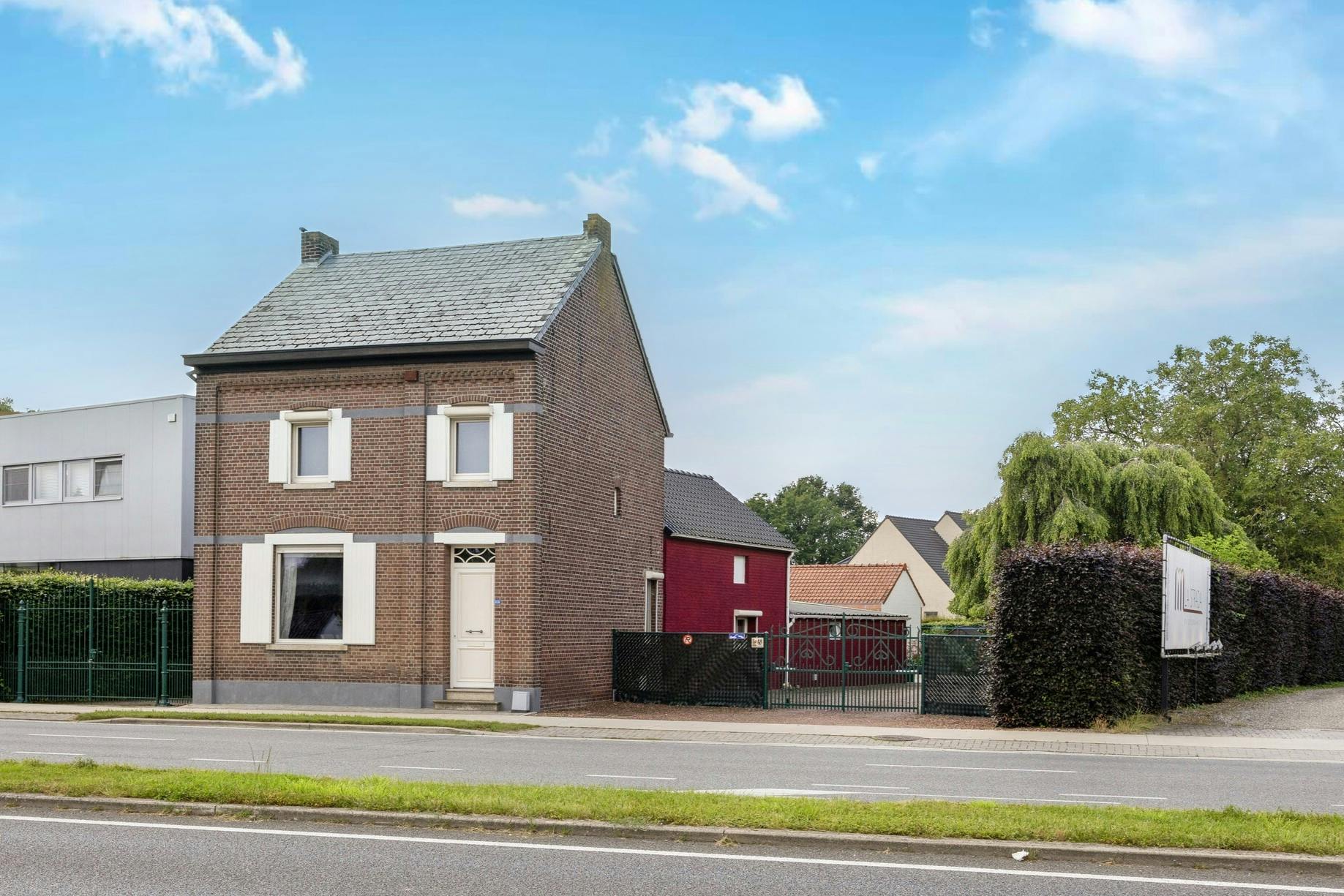 Charmante woning met 3 slaapkamers te koop in Maasmechelen foto 22