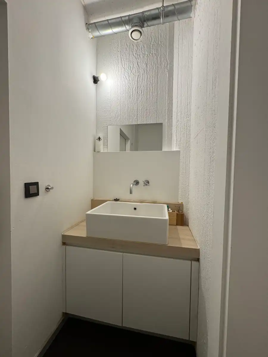 Unieke loft met 2 slaapkamers, terras en zicht op de vaart foto 20
