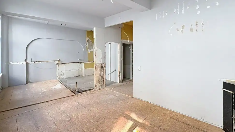 Jezuïtenrui 4 - Volledig te renoveren handelshuis in historisch stadscentrum  foto 4