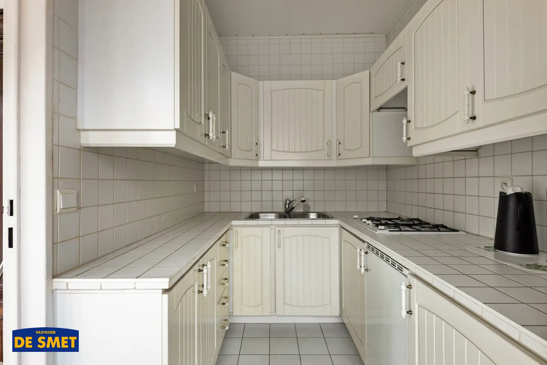 Te renoveren gelijkvloers appartement zonder lift met kelder foto 7