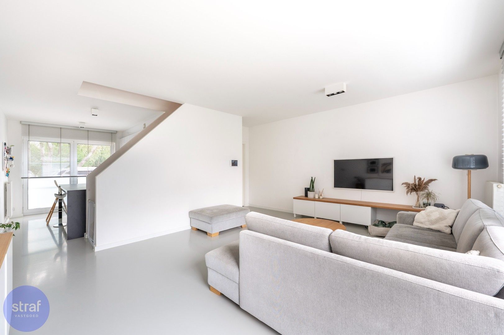 Moderne woning met leuke tuin op Regatta foto 3