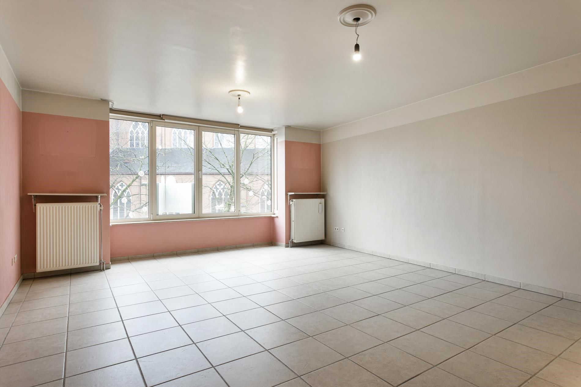 Verzorgd appartement met 1 slaapkamer op een toplocatie in Mol-centrum ! foto {{pictureIndex}}