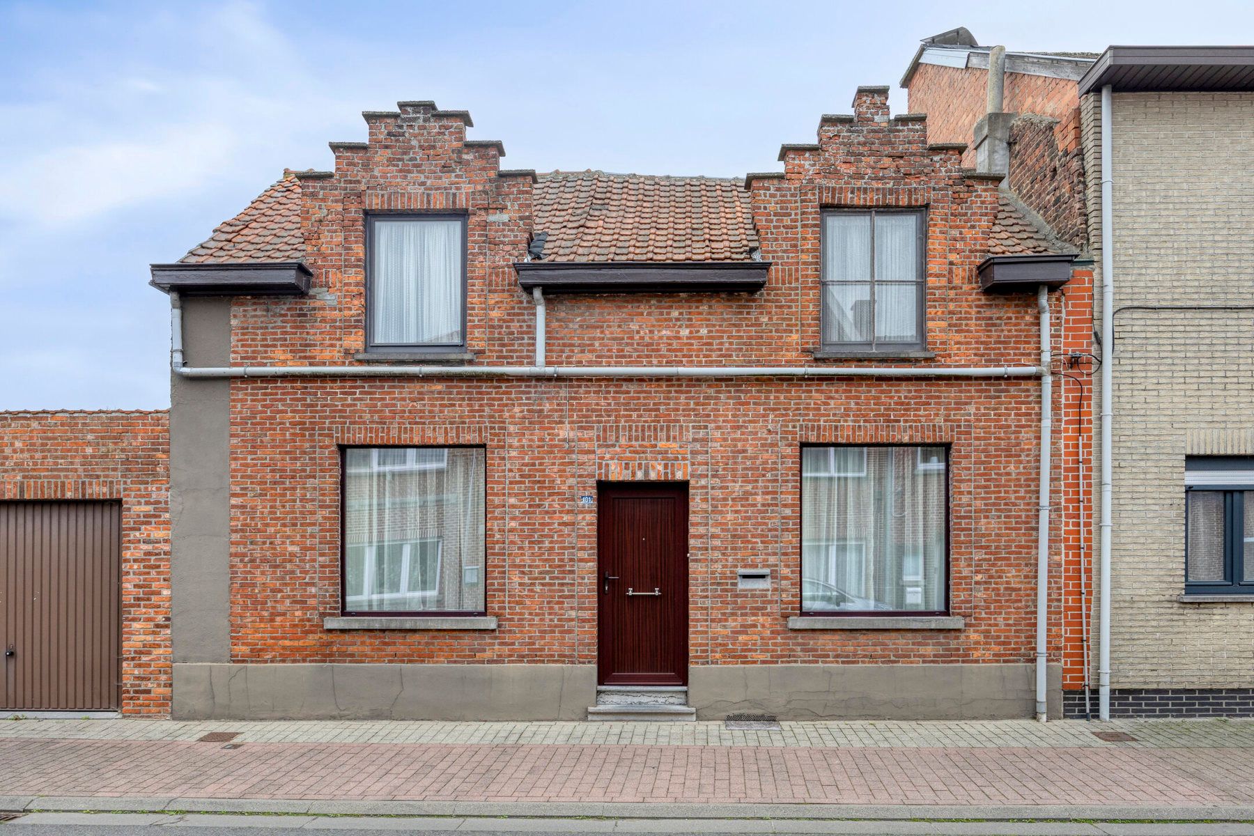 Hoofdfoto van de publicatie: Charmante te renoveren woning met tuin