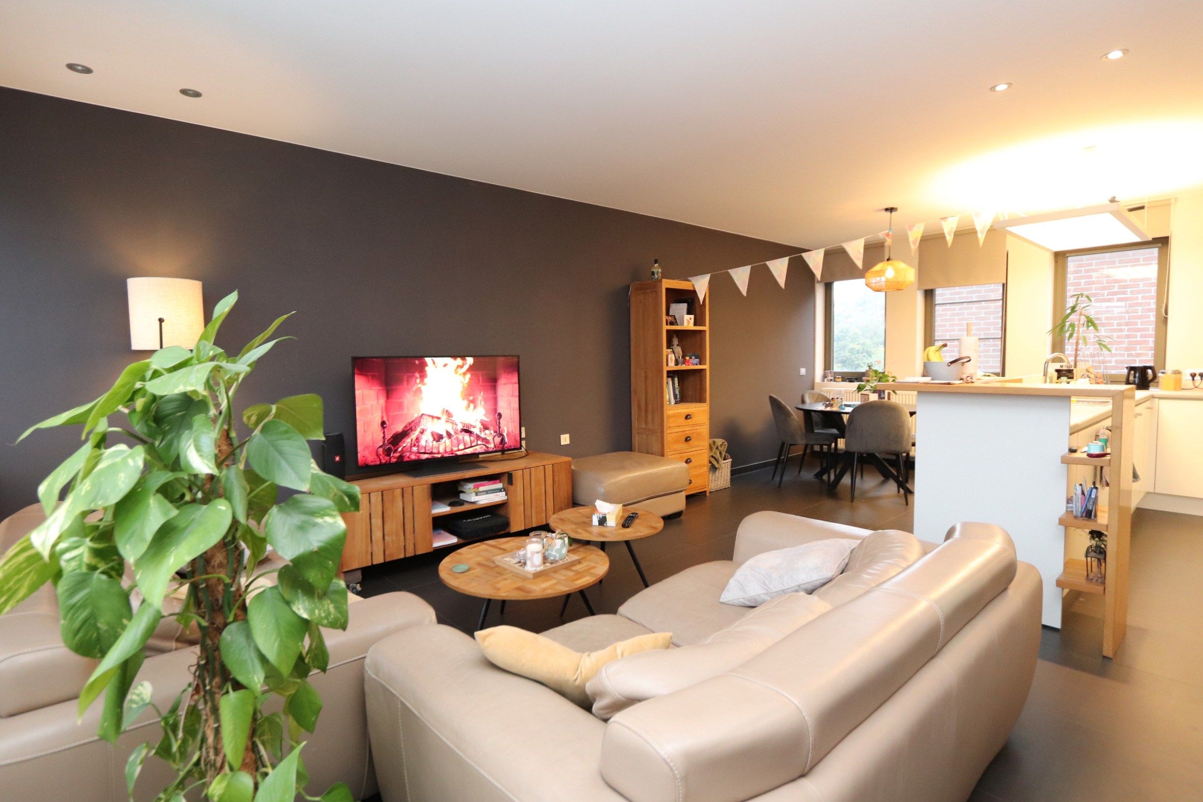 MODERN TWEESLAAPKAMERAPPARTEMENT MET TERRAS foto 6